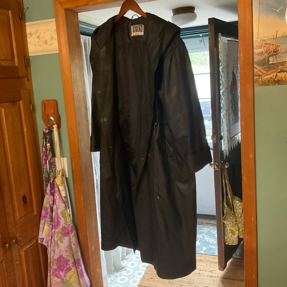 Vintage 100% Leather Hooded Trench - Picture 5 of 16